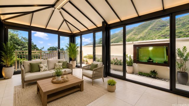 1169 Mona Street, Honolulu, HI 96821
