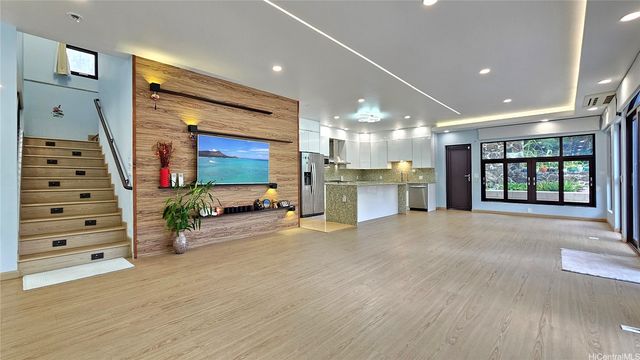 1169 Mona Street, Honolulu, HI 96821