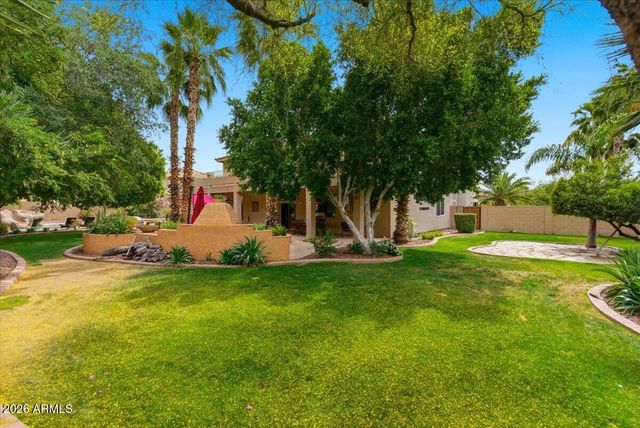 7530 E KAEL Circle, Mesa, AZ 85207