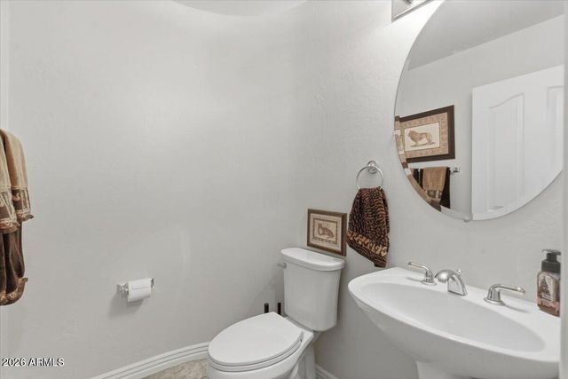 7530 E KAEL Circle, Mesa, AZ 85207