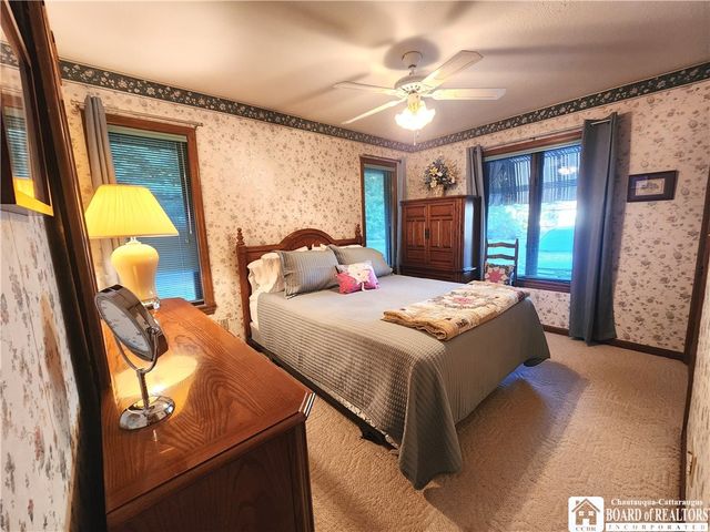 28 Rosalyn Court, Pomfret, NY 14063