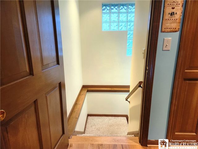 28 Rosalyn Court, Pomfret, NY 14063