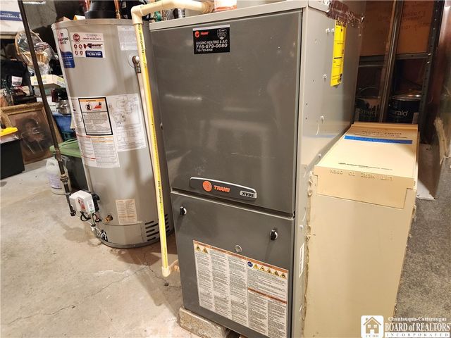 28 Rosalyn Court, Pomfret, NY 14063