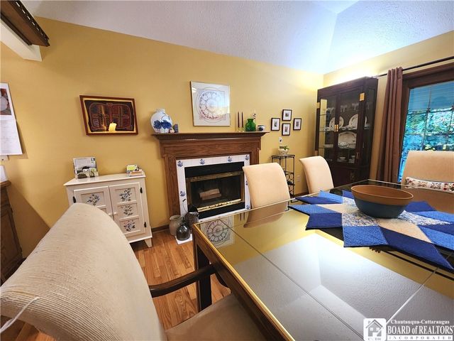 28 Rosalyn Court, Pomfret, NY 14063