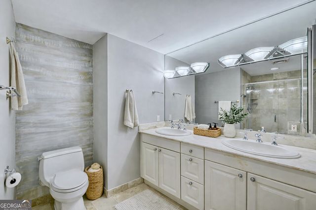 700 Park Regency Place 1207, Atlanta, GA 30326