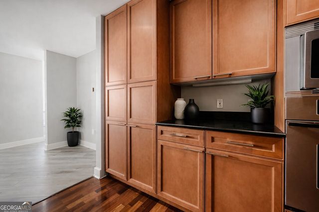 700 Park Regency Place 1207, Atlanta, GA 30326