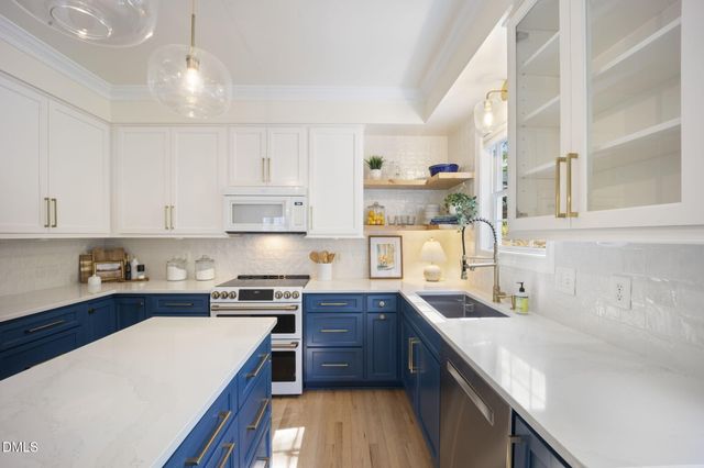 809 Town Side Drive, Apex, NC 27502