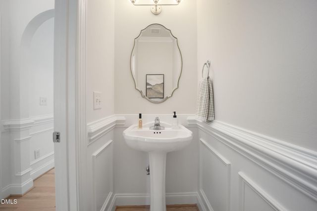 809 Town Side Drive, Apex, NC 27502