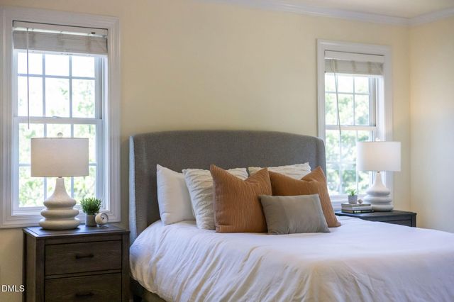 809 Town Side Drive, Apex, NC 27502