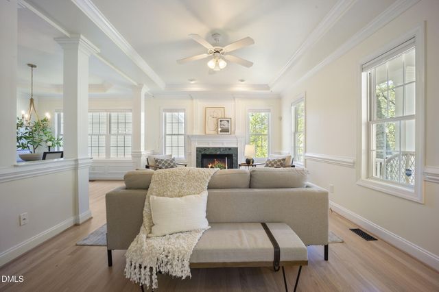 809 Town Side Drive, Apex, NC 27502