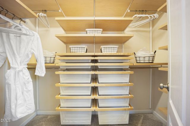 809 Town Side Drive, Apex, NC 27502