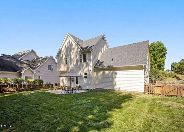 809 Town Side Drive, Apex, NC 27502