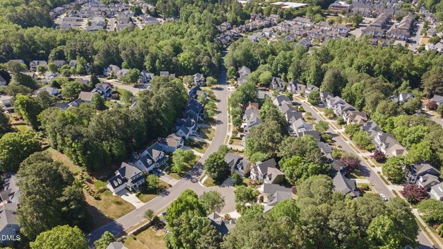 809 Town Side Drive, Apex, NC 27502