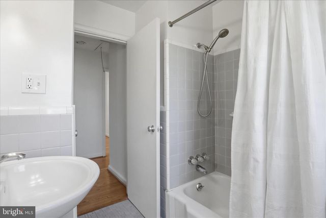 10014 CEDAR LN, Kensington, MD 20895