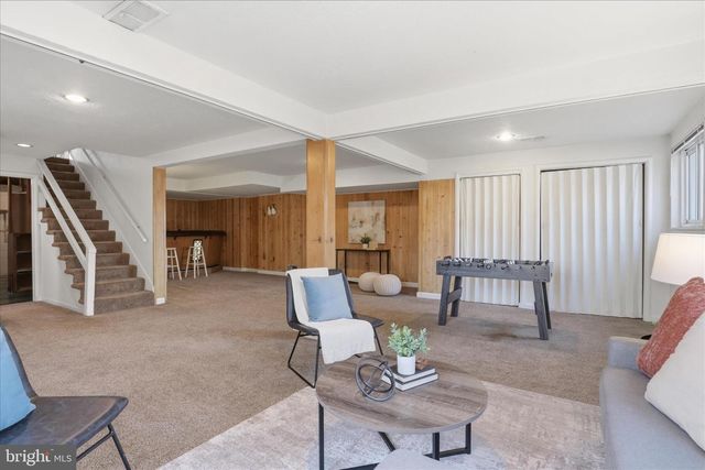 10014 CEDAR LN, Kensington, MD 20895