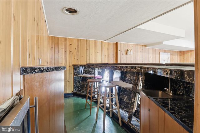 10014 CEDAR LN, Kensington, MD 20895