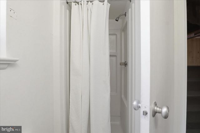10014 CEDAR LN, Kensington, MD 20895