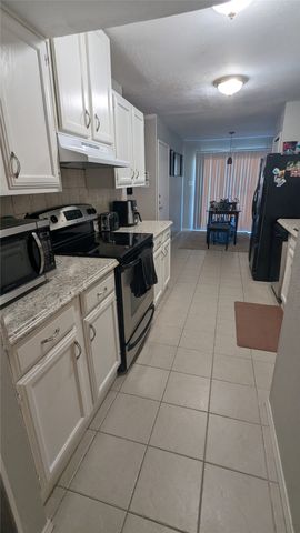 5012 Wagner Circle, The Colony, TX 75056