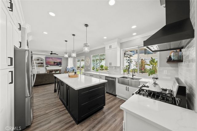 24361 Corte Sanino, Murrieta, CA 92562