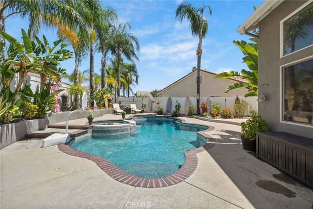 24361 Corte Sanino, Murrieta, CA 92562