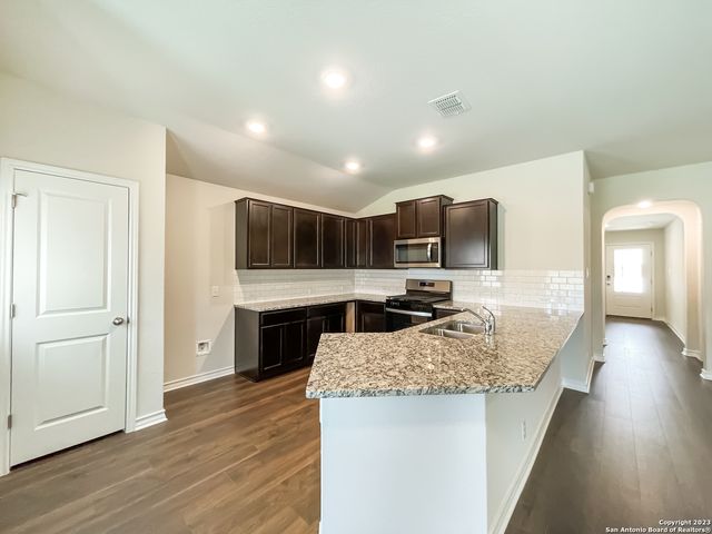 13535 Pokey, San Antonio, TX 78254