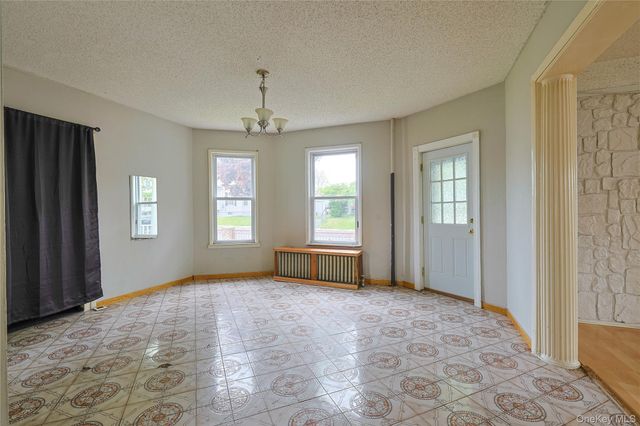 21 Albert Street, Middletown, NY 10940