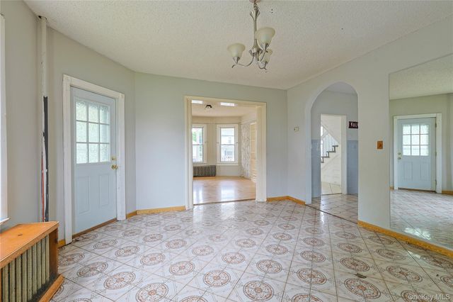 21 Albert Street, Middletown, NY 10940