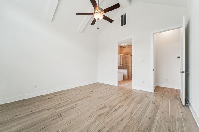 25932 N Outrider Banks, Montgomery, TX 77316