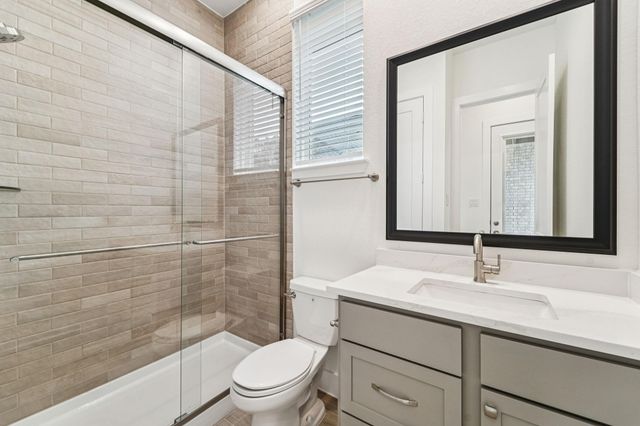 25932 N Outrider Banks, Montgomery, TX 77316