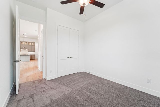 25932 N Outrider Banks, Montgomery, TX 77316