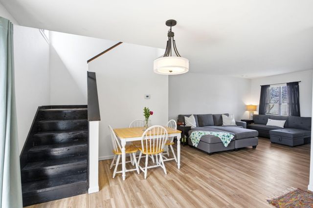 2801 W BROADWAY UNIT R2, Columbia, MO 65203