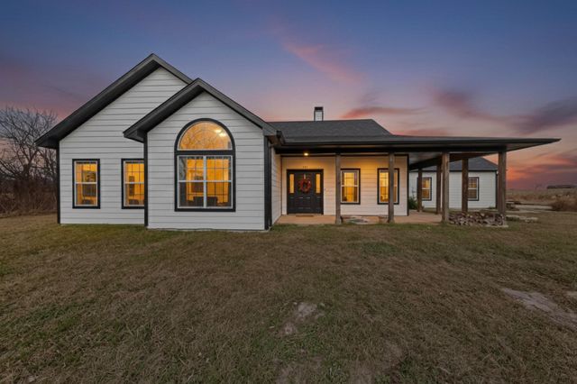 400 Vz County Road 4211, Ben Wheeler, TX 75754