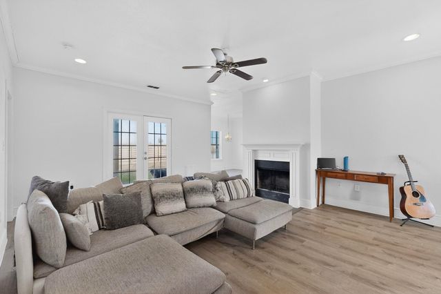 400 Vz County Road 4211, Ben Wheeler, TX 75754