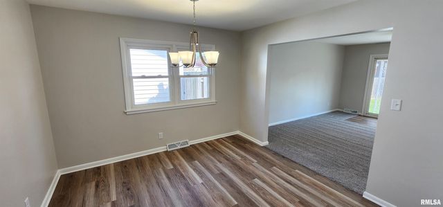 822 Kenyon Drive, Springfield, IL 62704