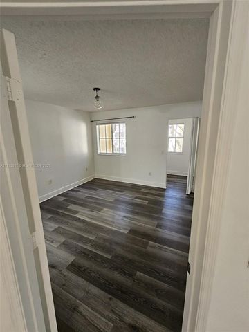 2451 Centergate Dr 204, Miramar, FL 33025