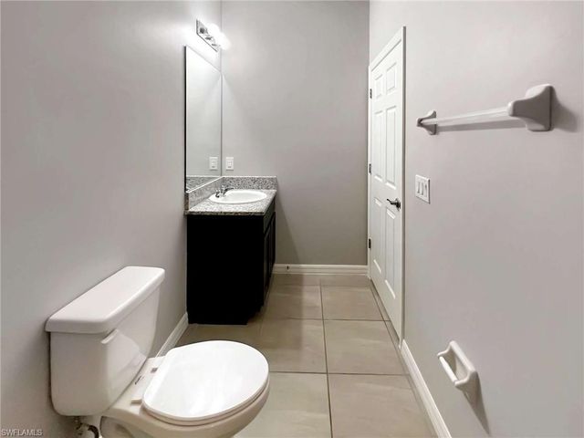 1320 SW Trafalgar PKWY, Cape Coral, FL 33991