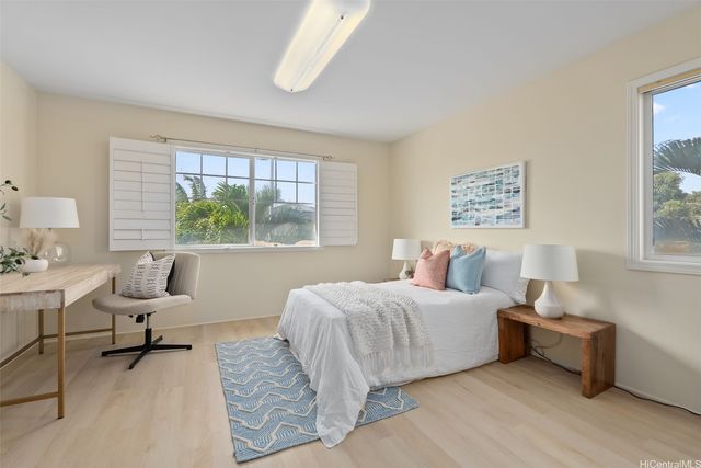 91-1019 Hoomaalili Street, Ewa Beach, HI 96706