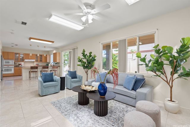 91-1019 Hoomaalili Street, Ewa Beach, HI 96706