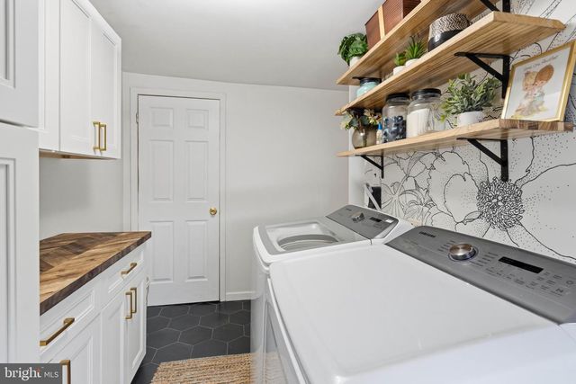 312 MARKET ST, Bristol, PA 19007