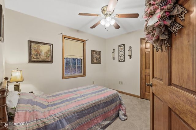 9440 Morgan Co Hwy, Sunbright, TN 37872