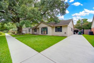 2117 Willow Wisp Drive, Seabrook, TX 77586