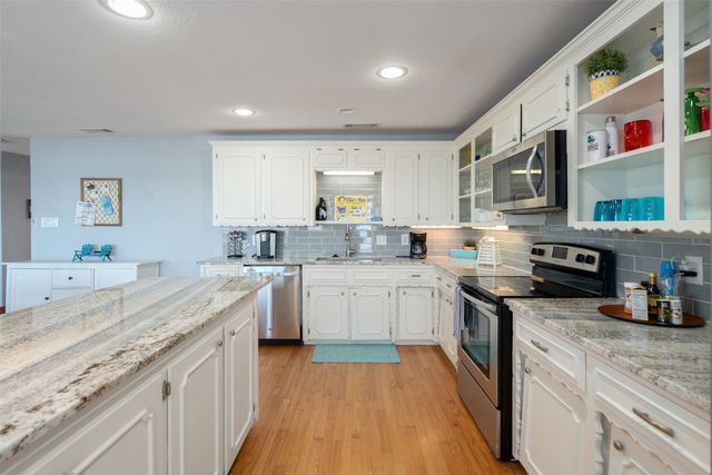 176 Ocean, Gun Barrel City, TX 75156