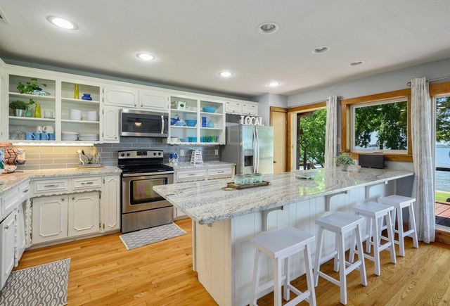 176 Ocean, Gun Barrel City, TX 75156