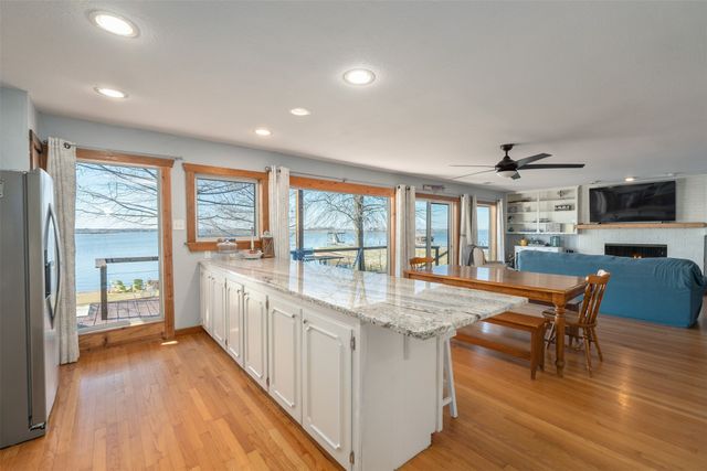 176 Ocean, Gun Barrel City, TX 75156