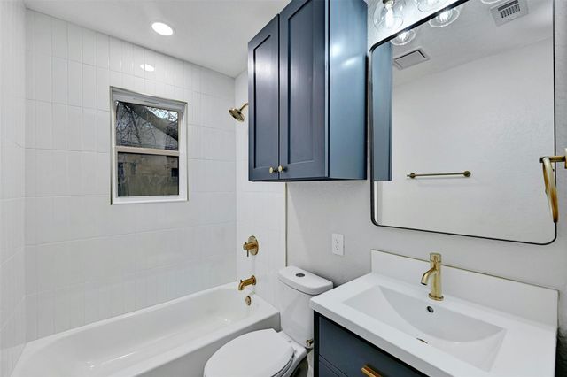 9803 Aberdeen WAY B, Austin, TX 78753