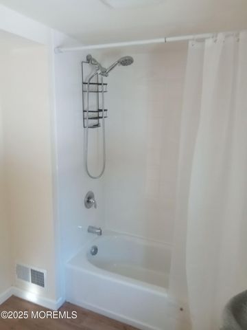 179 Havens Bridge Road, Farmingdale, NJ 07727