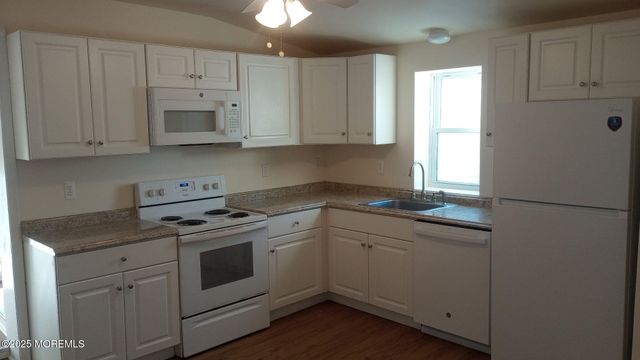 179 Havens Bridge Road, Farmingdale, NJ 07727