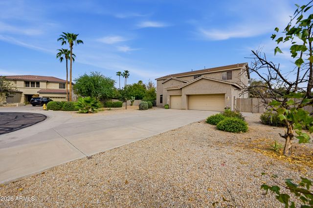 1775 E WASHINGTON Court, Gilbert, AZ 85234