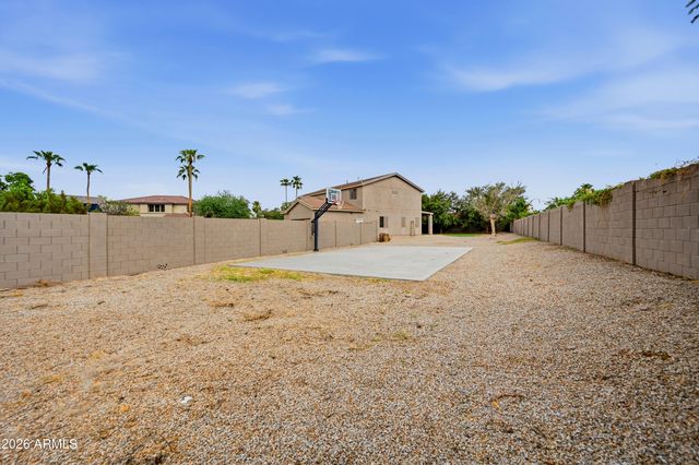 1775 E WASHINGTON Court, Gilbert, AZ 85234