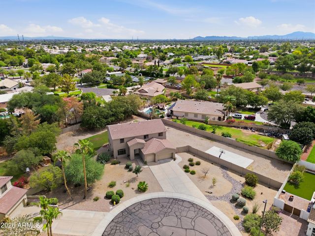 1775 E WASHINGTON Court, Gilbert, AZ 85234